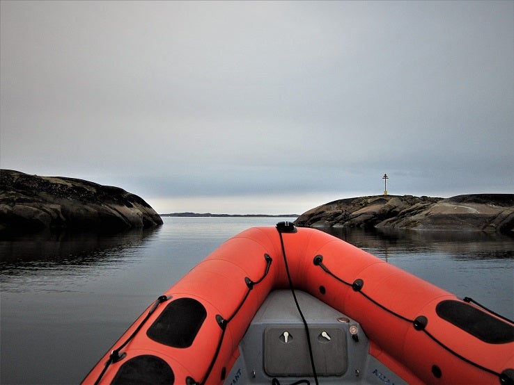 Entrada en los canales de Kitsigsut, la ruta más segura para pequeñas embarcaciones.