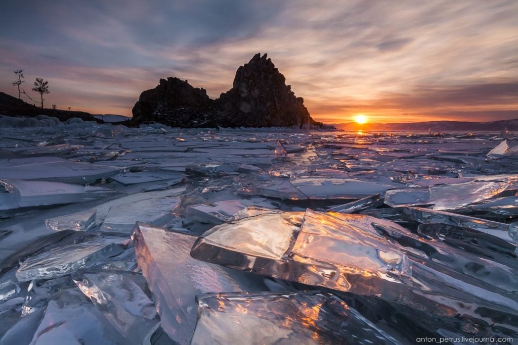 ice-lake-baikal-russia-1
