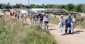 Romeros camino de la Ermita de Bótoa